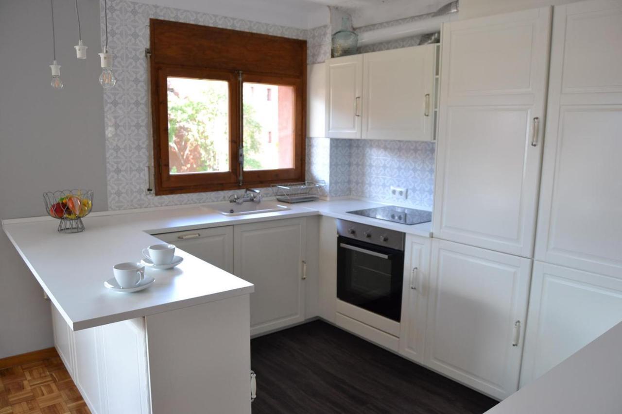 Amplio Apartamento Con Piscina En 利维亚 外观 照片